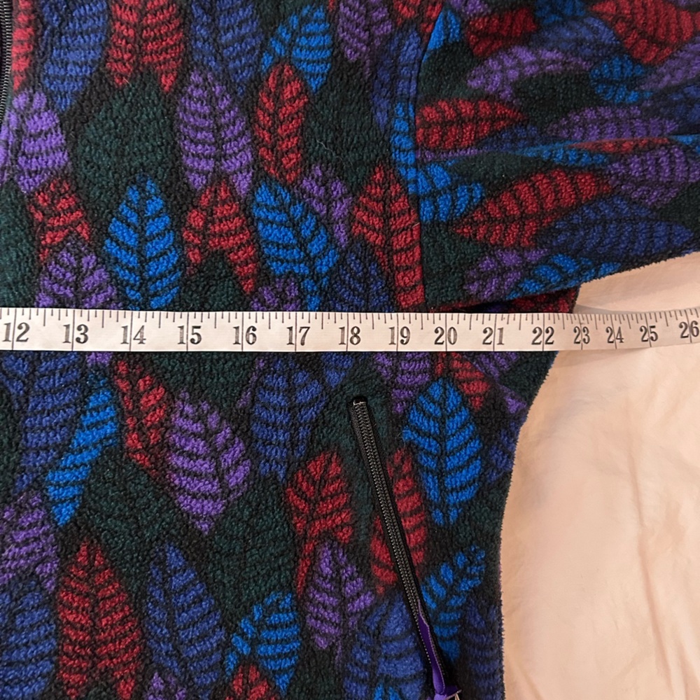 VINTAGE PATAGONIA Synchilla Half Zip Purple Leaf Print Spears Anorak Fleece 10 - Picture 13 of 16